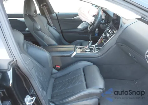 2024 BMW M8 Gran Coupe Competition z USA, uszkodzony, nr VIN WBSGV0C04RCP32745